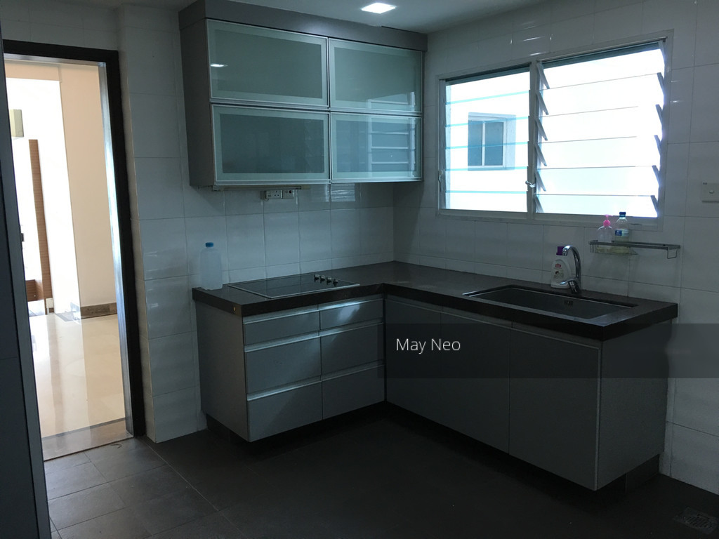 The Atria At Meyer (D15), Condominium #132099732